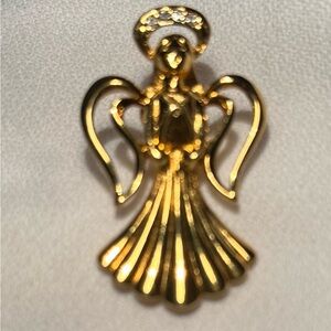 Angel Pin Brooch in yellow gold-tone 1 3/4”